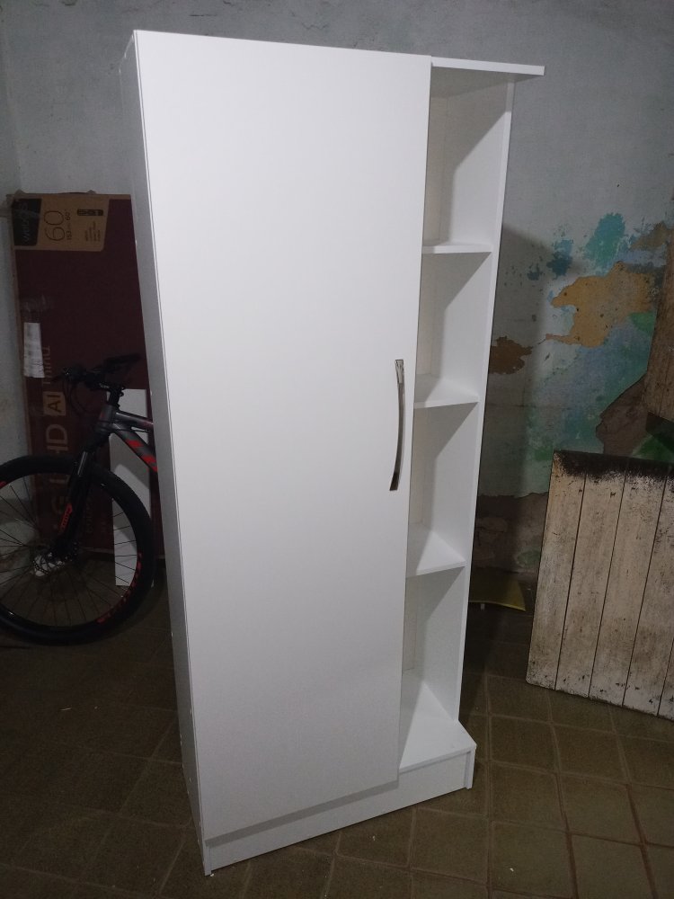 Armário Multiuso 1 Porta 7 Prateleiras
